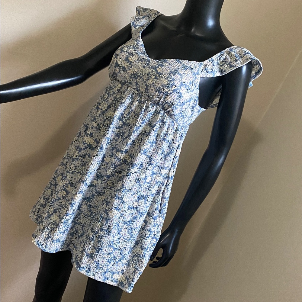 Blue Floral Sundress with Ruffled Straps and Pockets! - Picture 6 of 14